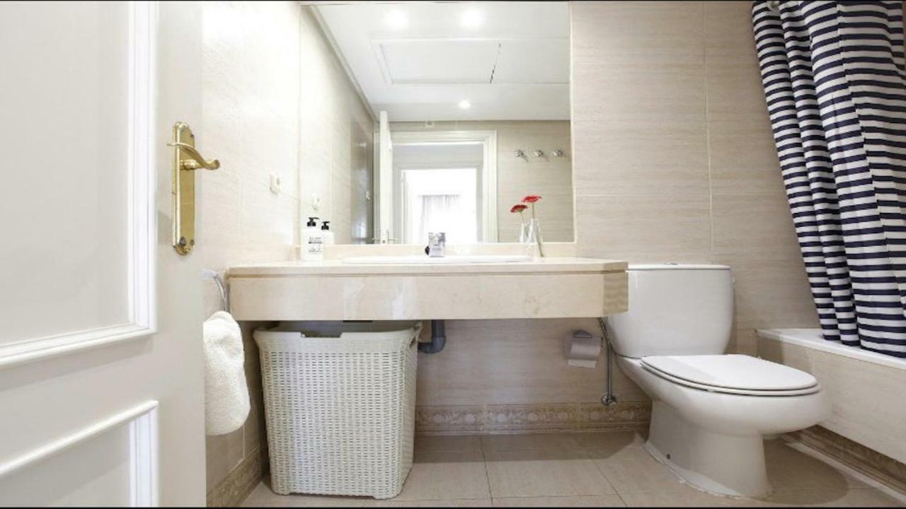 Center Puerto Banus -3 Bedrooms Marbella Luaran gambar